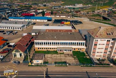 Spațiu comercial, de 1,100 mp, în Central - 25