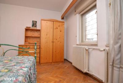 Apartament cu 4 camere decomandat în Unirii - 12