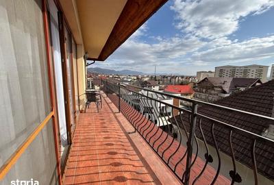 Apartament cu 3 camere în Săsar
