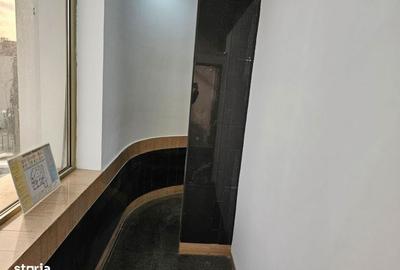 Spațiu comercial, de 338 mp, în Central - 14
