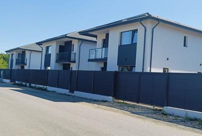 Casă cu 4 camere cu Teren 350 Mp în Berceni