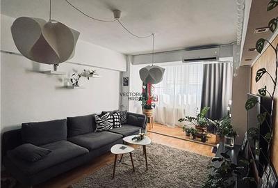 Apartament cu 3 camere semidecomandat, mobilat în Titan - 1
