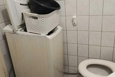 Garsonieră decomandată în Păcii