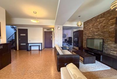 Apartament cu 4 camere semidecomandat, mobilat în 13 Septembrie
