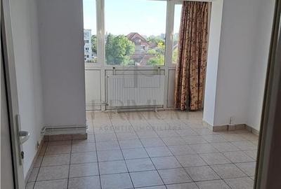 Apartament cu 3 camere decomandat în Lipovei - 4