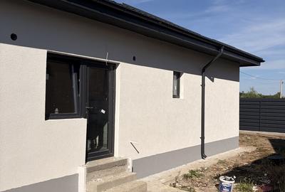 Casă cu 3 camere cu Teren 300 Mp în Central - 4