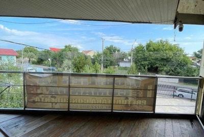 Spațiu comercial, de 300 mp, în Răzvad
