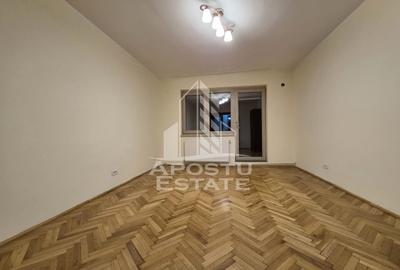 Apartament cu 4 camere decomandat, mobilat în Malul Mureșului