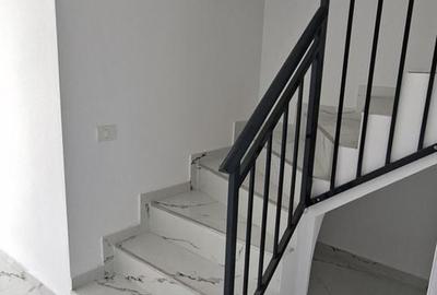 Duplex cu 5 camere cu Canalizare în Dumbrăvița - 10