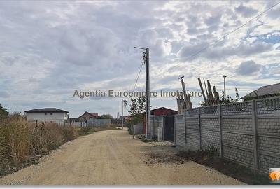 Teren Construcții intravilan de 900 mp, în Lazu - 4