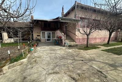 Casă individuală cu 3 camere cu Canalizare în Cugir - 1