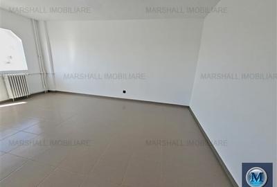 Apartament cu 4 camere decomandat în Malu Roșu