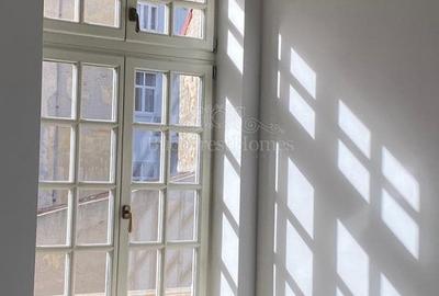 Casă individuală cu 10 camere cu Teren 450 Mp în Central - 14