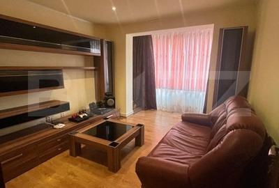 Apartament cu 3 camere decomandat, mobilat în Câmpia Turzii