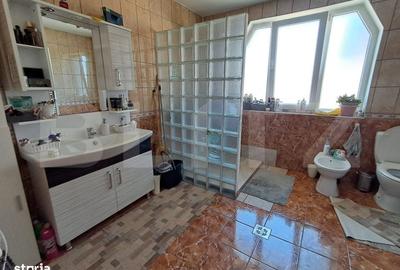 Casă cu 4 camere în Central - 12