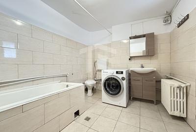 Casă individuală cu 6 camere cu Canalizare în Central - 5