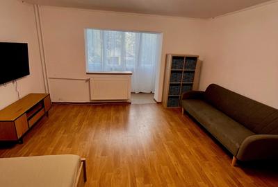 Apartament decomandat în Medicină