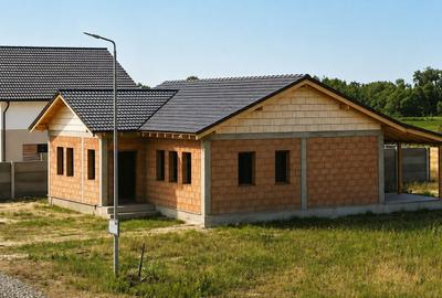 Casă individuală cu 4 camere cu Canalizare în Remetea Mare