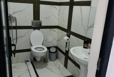 Spațiu comercial, de 100 mp, în Central
