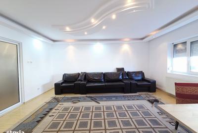 Apartament cu 4 camere decomandat, mobilat în Central