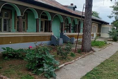 Casă cu 4 camere în Afumați