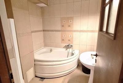 Apartament cu 3 camere decomandat în Mazepa 1 - 4
