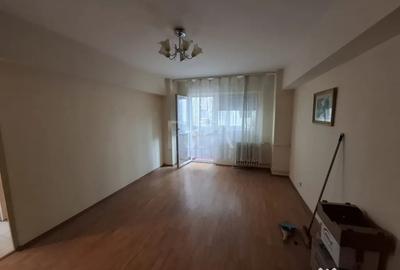Apartament cu 2 camere semidecomandat în Ghencea