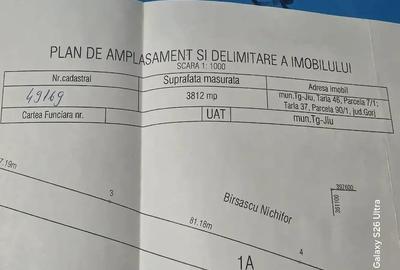 Teren de 4976 mp, în Central