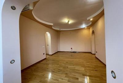 Apartament cu 3 camere semidecomandat, mobilat în Vest - 4