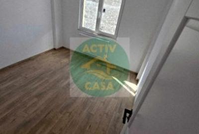 Apartament cu 3 camere decomandat în Roman - 3