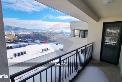 Apartament cu 3 camere decomandat în Valea Roșie
