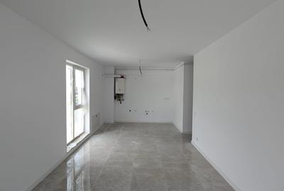 Apartament cu 3 camere semidecomandat în Florești - 2