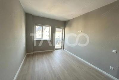 Apartament cu 4 camere decomandat în Turnișor - 1