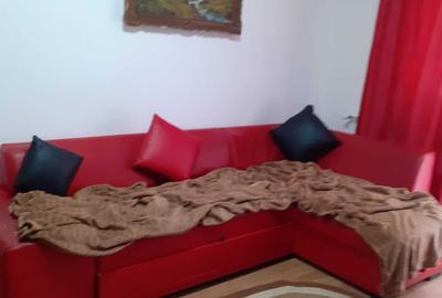 Apartament cu 2 camere semidecomandat în Giurgiului