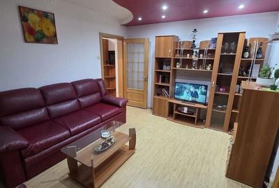 Apartament cu 2 camere semidecomandat, mobilat în Complex Studențesc - 1