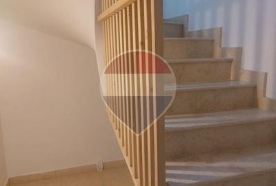 Apartament cu 4 camere în Tunari