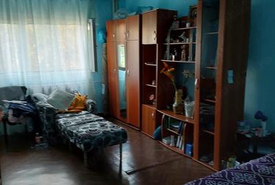 Garsonieră decomandată în Câmpia Libertății