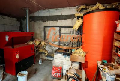Casă individuală cu 12 camere cu Canalizare în Vulcan - 21