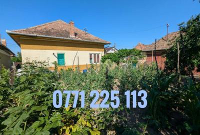 Casă cu 4 camere în Exterior Vest