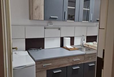 Garsonieră decomandată în Central - 7