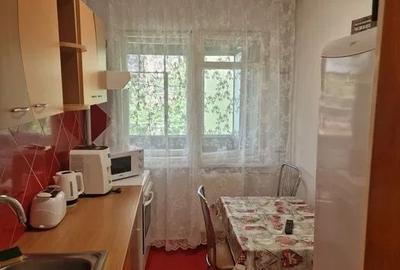 Apartament cu 2 camere decomandat în Gorjului