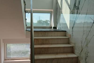 Apartament cu 3 camere în Primăverii