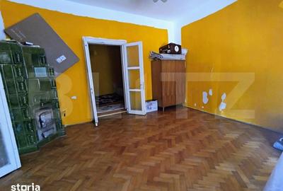 Casă cu 3 camere cu Teren 100 Mp în Central