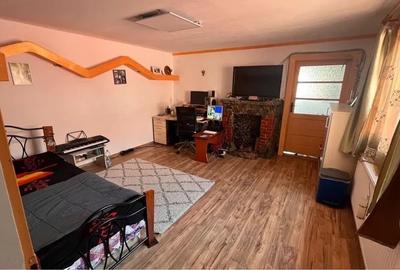 Duplex cu 3 camere cu Canalizare în Dâmbul Rotund - 1