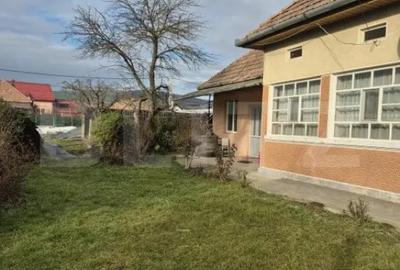 Casă cu 3 camere cu Teren 1400 Mp în Nazna - 3