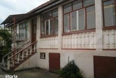 Casă cu 3 camere cu Teren 15 Mp în Central