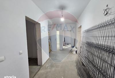 Casă cu 7 camere cu Teren 1439 Mp în Darova - 5
