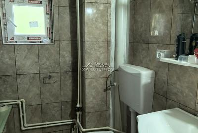 Casă individuală cu 3 camere cu Canalizare în Central - 6
