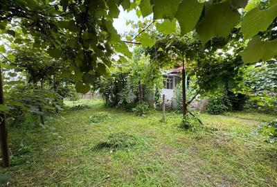 Casă cu 4 camere în Pocruia