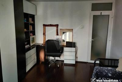 Apartament cu 4 camere decomandat în Plopilor - 13